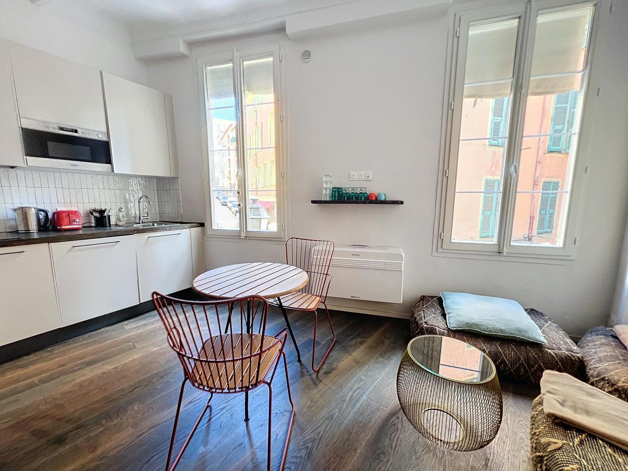 Charming Appartment Old City นีซ ภายนอก รูปภาพ